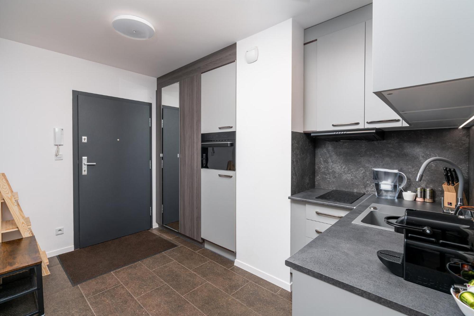 Apartament Apartwro 3th - Przy Dworcu Glownym Pkp, Balkon, Garaz, Rowery *
